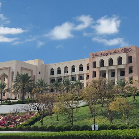 Crowne Plaza Sohar By Ihg Hotel Exterior foto