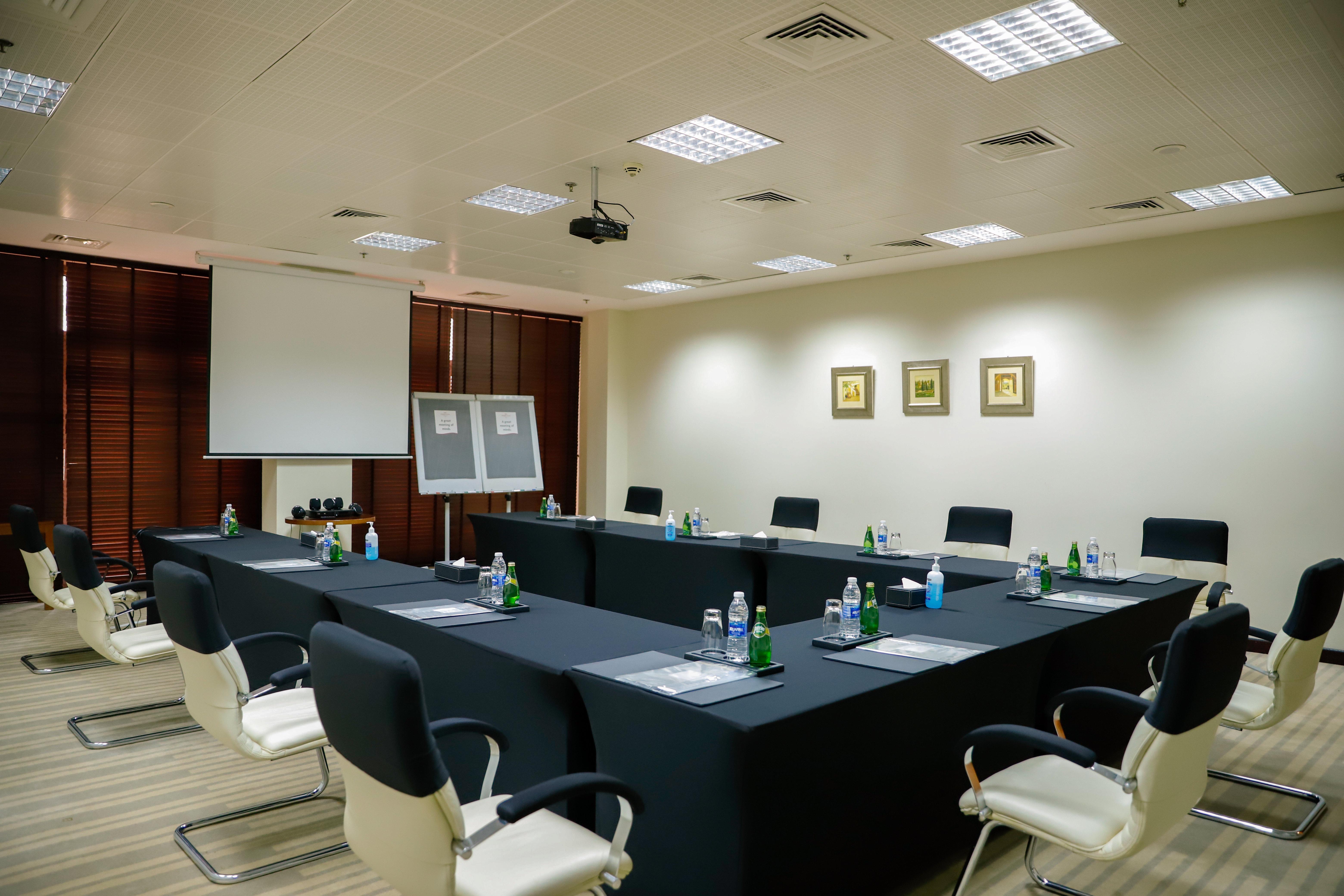 Crowne Plaza Sohar By Ihg Hotel Exterior foto