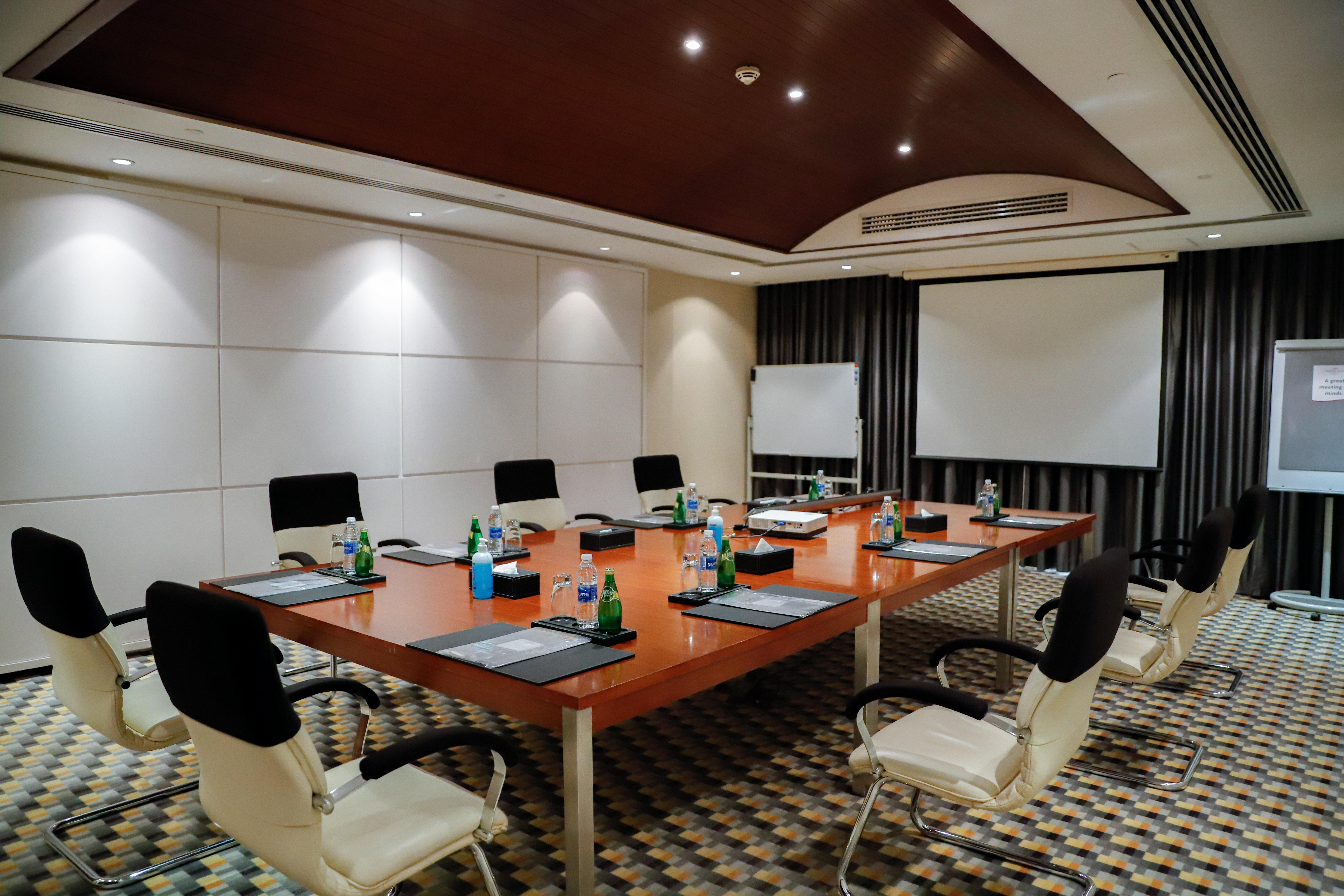 Crowne Plaza Sohar By Ihg Hotel Exterior foto